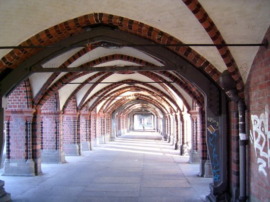 Blick durch die Oberbaumbrücke