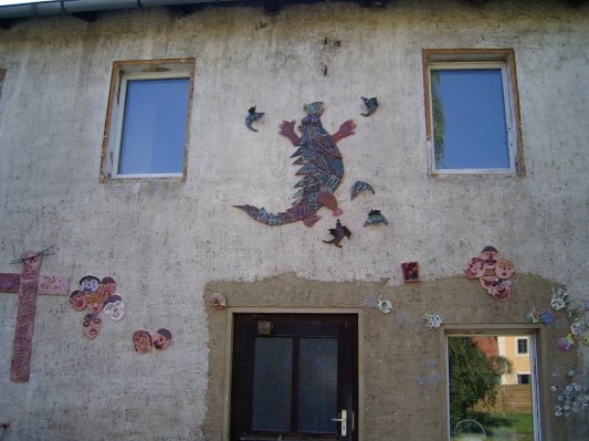 Drache an der Wand